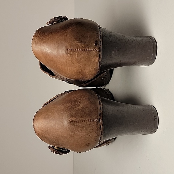 Dansko Ryder Mules Clogs Sz 39 US 8.5 9 Brown Leather Block Heel Studded Comfort - Picture 6 of 16